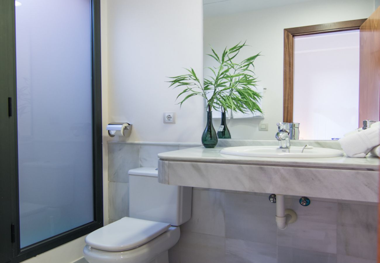 Villa en San Bartolomé de Tirajana - HomeForGuest Salobre Villa, 5PAX, WIFI, POOL, GREAT VIEWS 