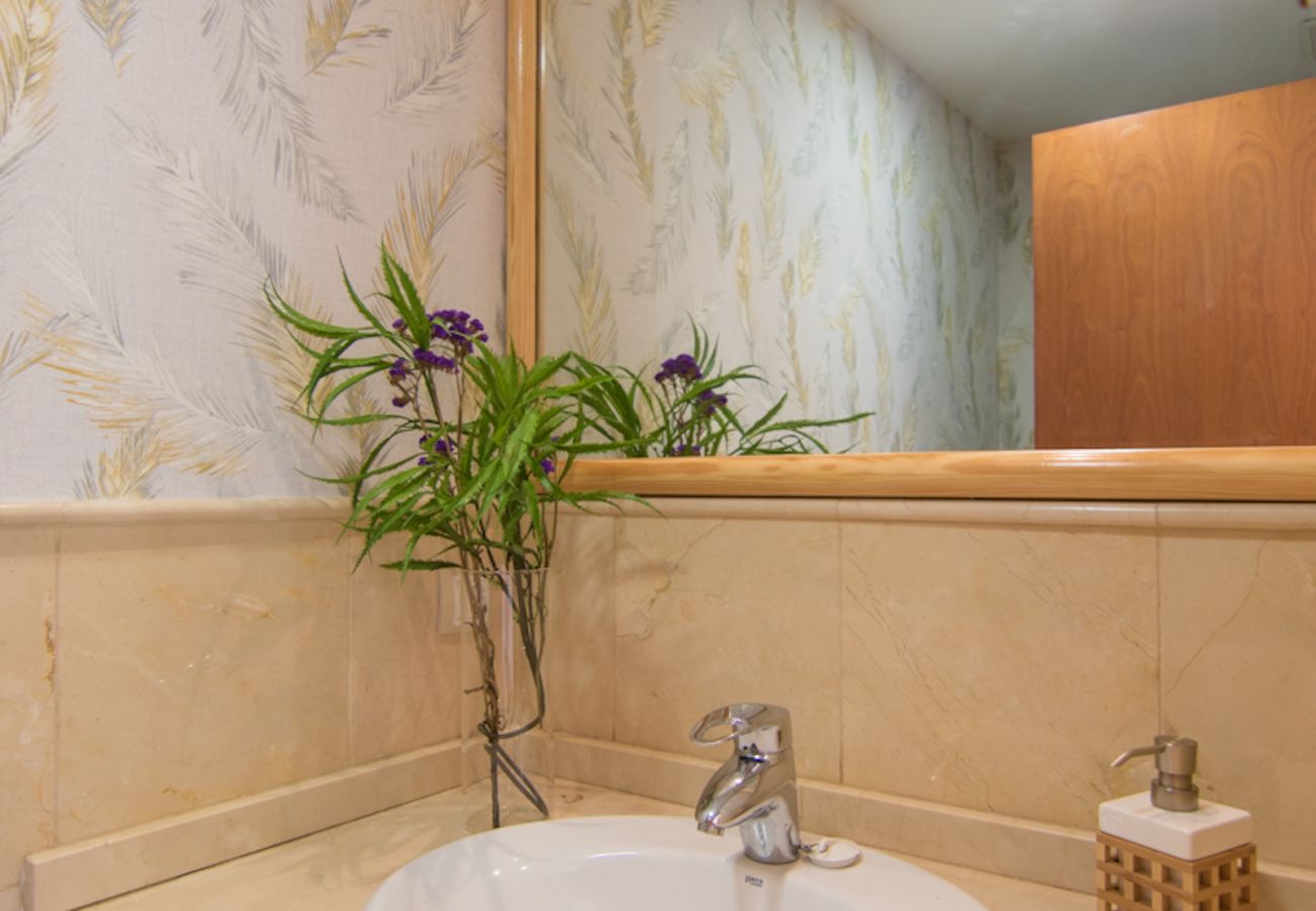 Villa en San Bartolomé de Tirajana - HomeForGuest Salobre Villa, 5PAX, WIFI, POOL, GREAT VIEWS 