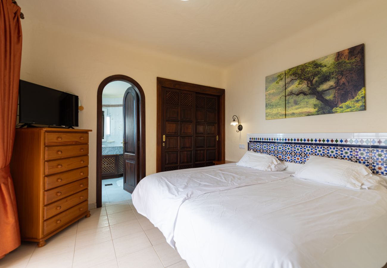 Apartamento en San Bartolomé de Tirajana - Altamar 60 Balcony beach views By CanariasGetaway 