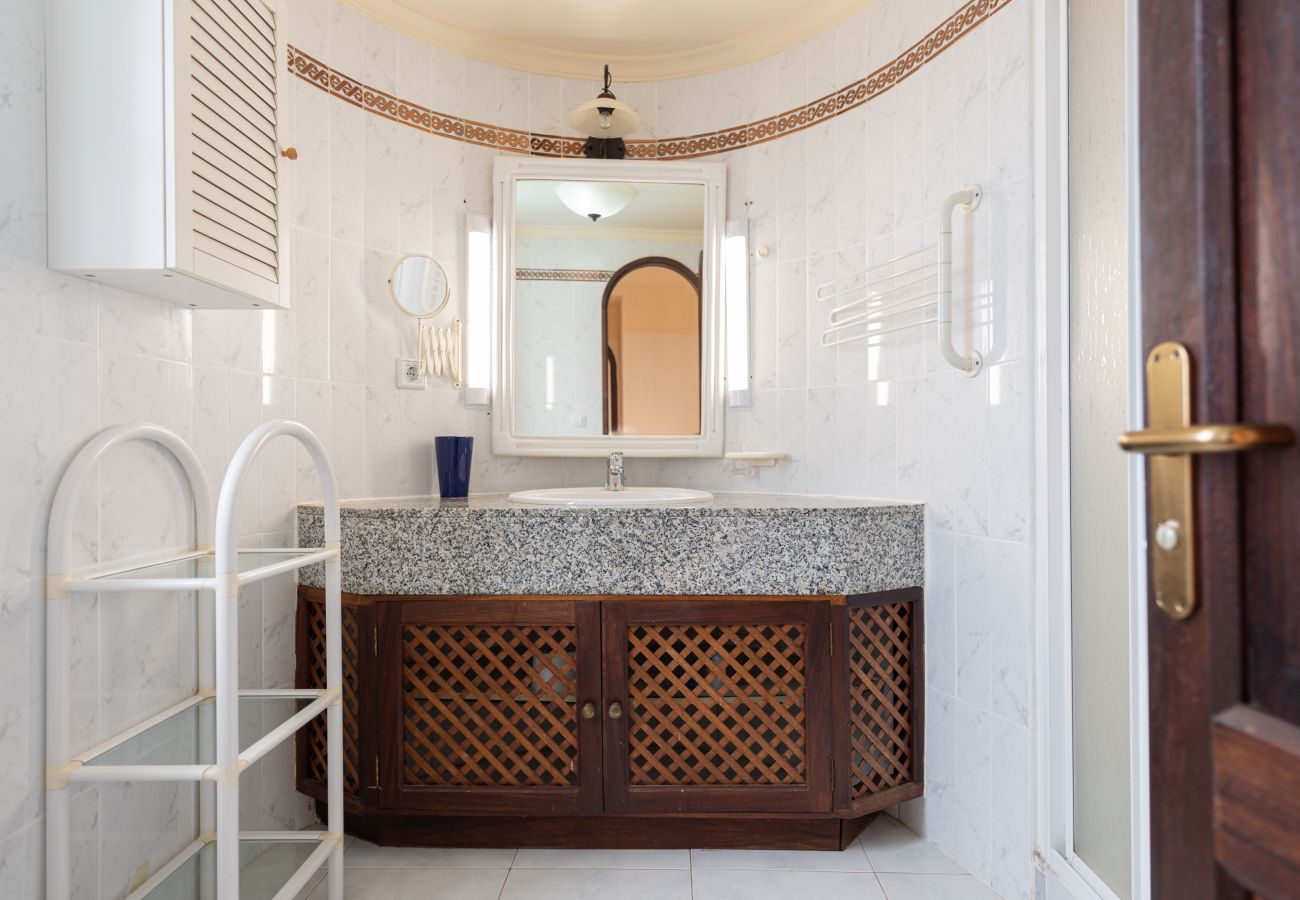 Apartamento en San Bartolomé de Tirajana - Altamar 60 Balcony beach views By CanariasGetaway 
