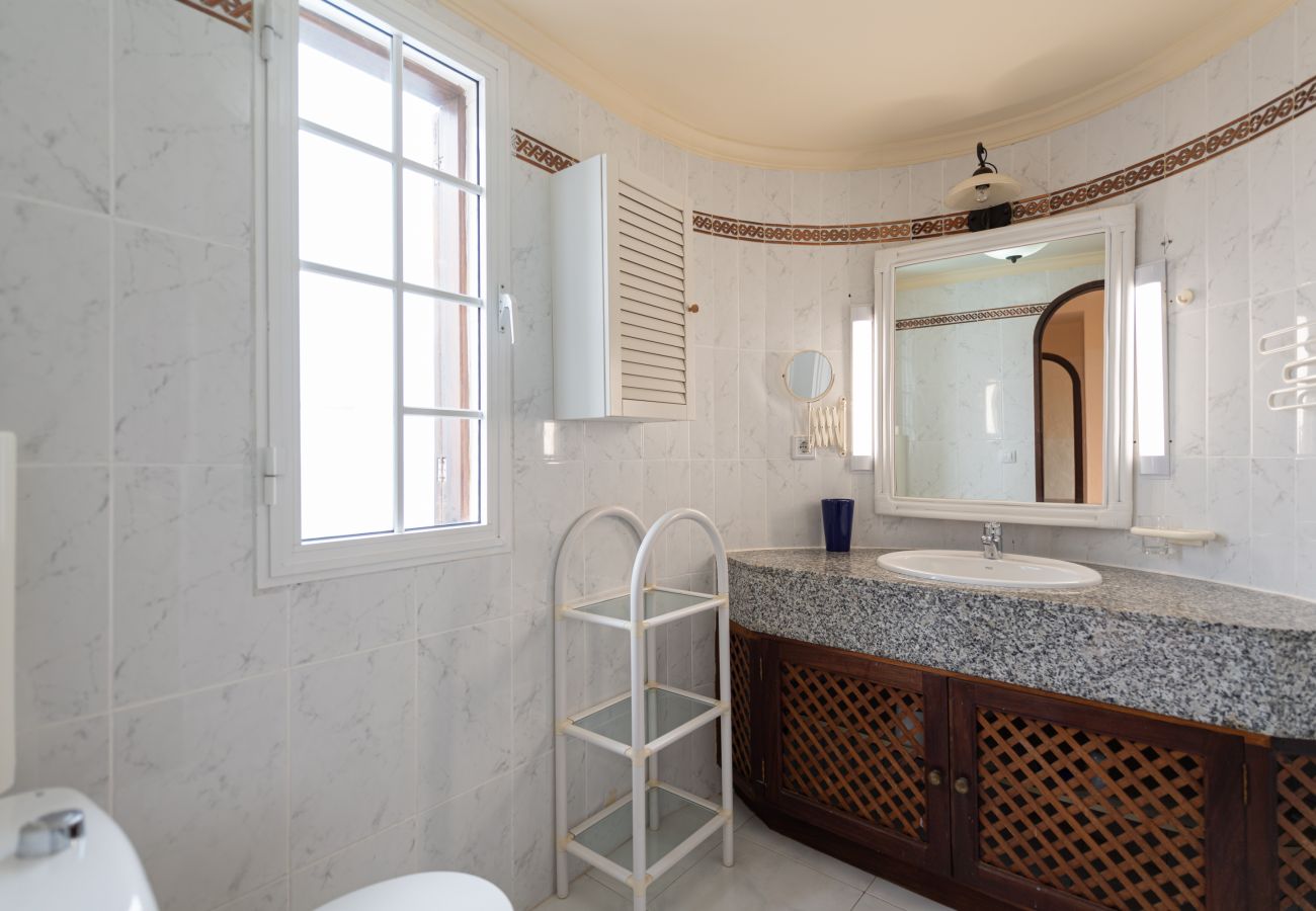 Apartamento en San Bartolomé de Tirajana - Altamar 60 Balcony beach views By CanariasGetaway 