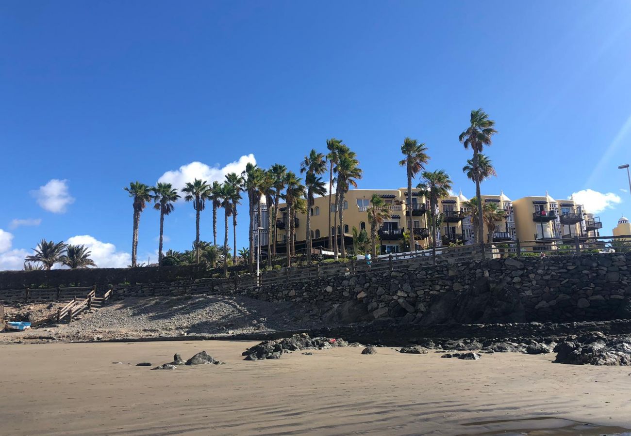 Apartamento en San Bartolomé de Tirajana - Altamar 60 Balcony beach views By CanariasGetaway 
