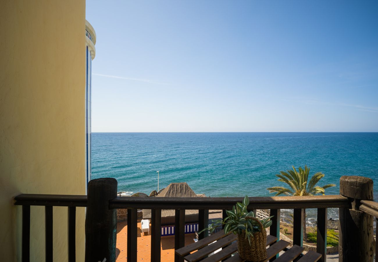 Apartamento en San Bartolomé de Tirajana - Altamar 60 Balcony beach views By CanariasGetaway 