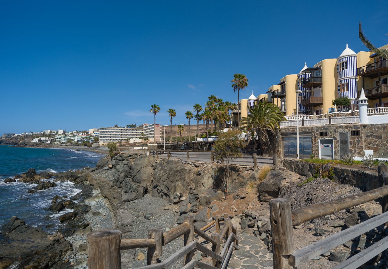 Apartamento en San Bartolomé de Tirajana - Altamar 60 Balcony beach views By CanariasGetaway 