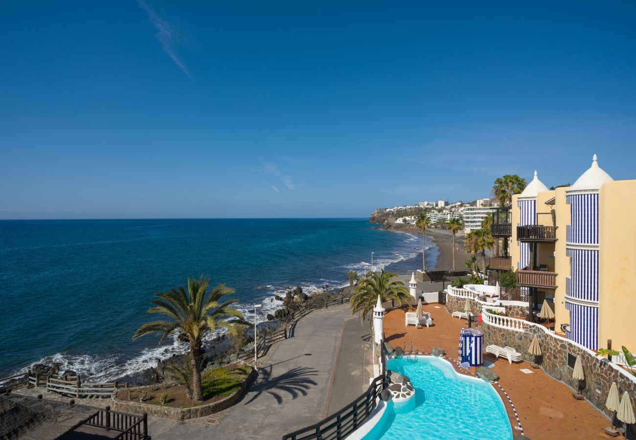 Apartamento en San Bartolomé de Tirajana - Altamar 60 Balcony beach views By CanariasGetaway 