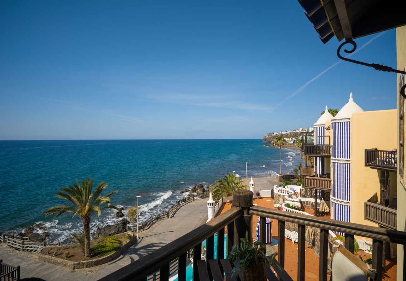 Apartamento en San Bartolomé de Tirajana - Altamar 60 Balcony beach views By CanariasGetaway 