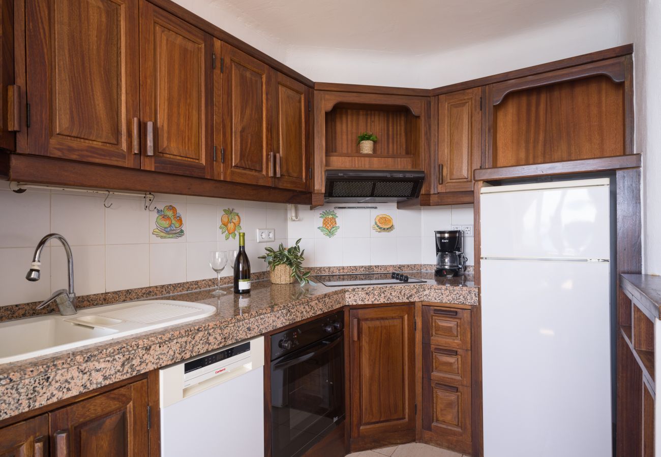 Apartamento en San Bartolomé de Tirajana - Altamar 60 Balcony beach views By CanariasGetaway 