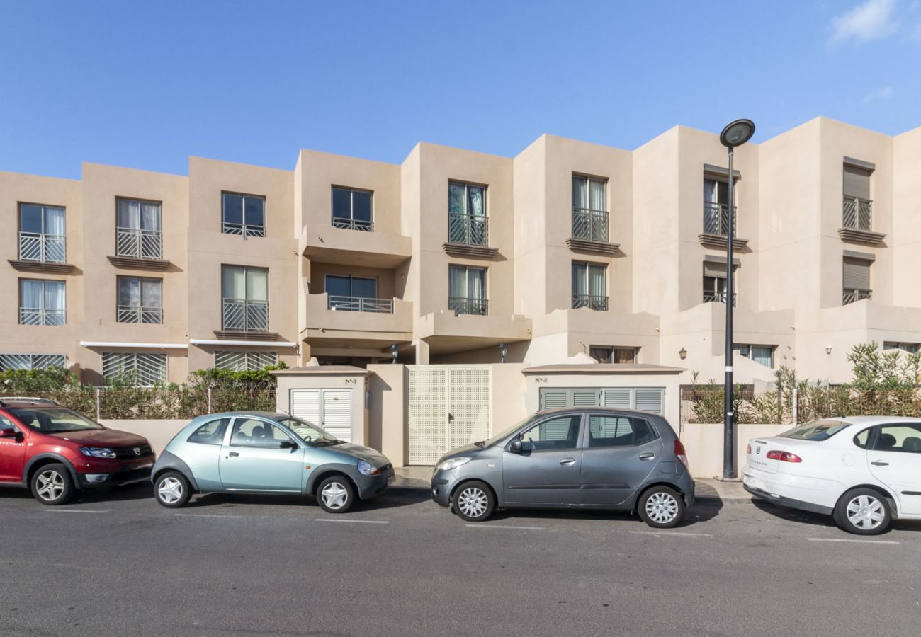 Apartamento en Granadilla de Abona - Amplio y luminoso Apartamento, Primer línea de Playa - HomeForGuest