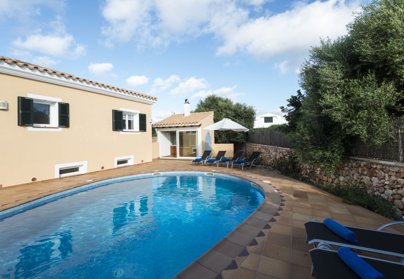 Villa en Cala´n Blanes - Villa S'amarador by Escape Home