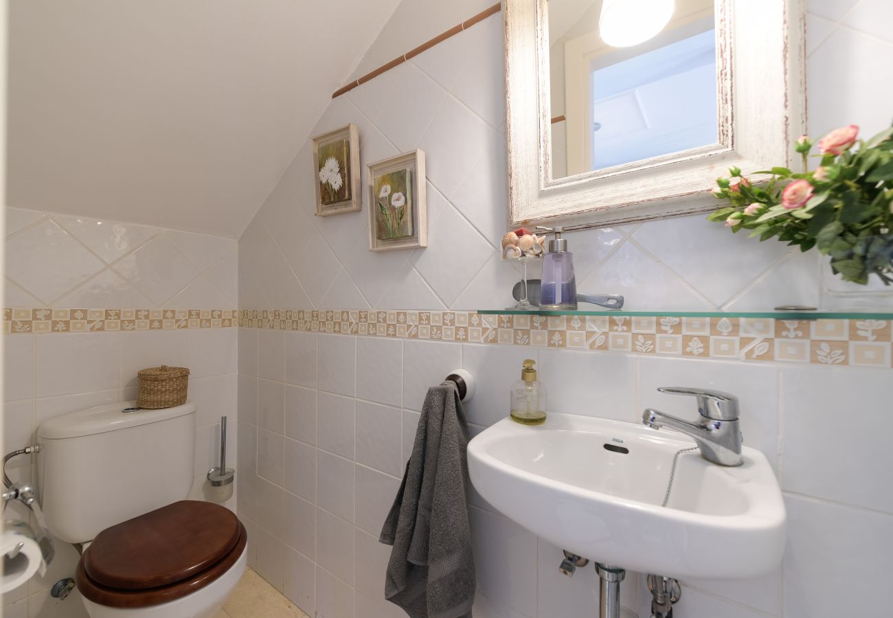 Casa en Santa Brígida - House with cozy garden BBQ and free parking 