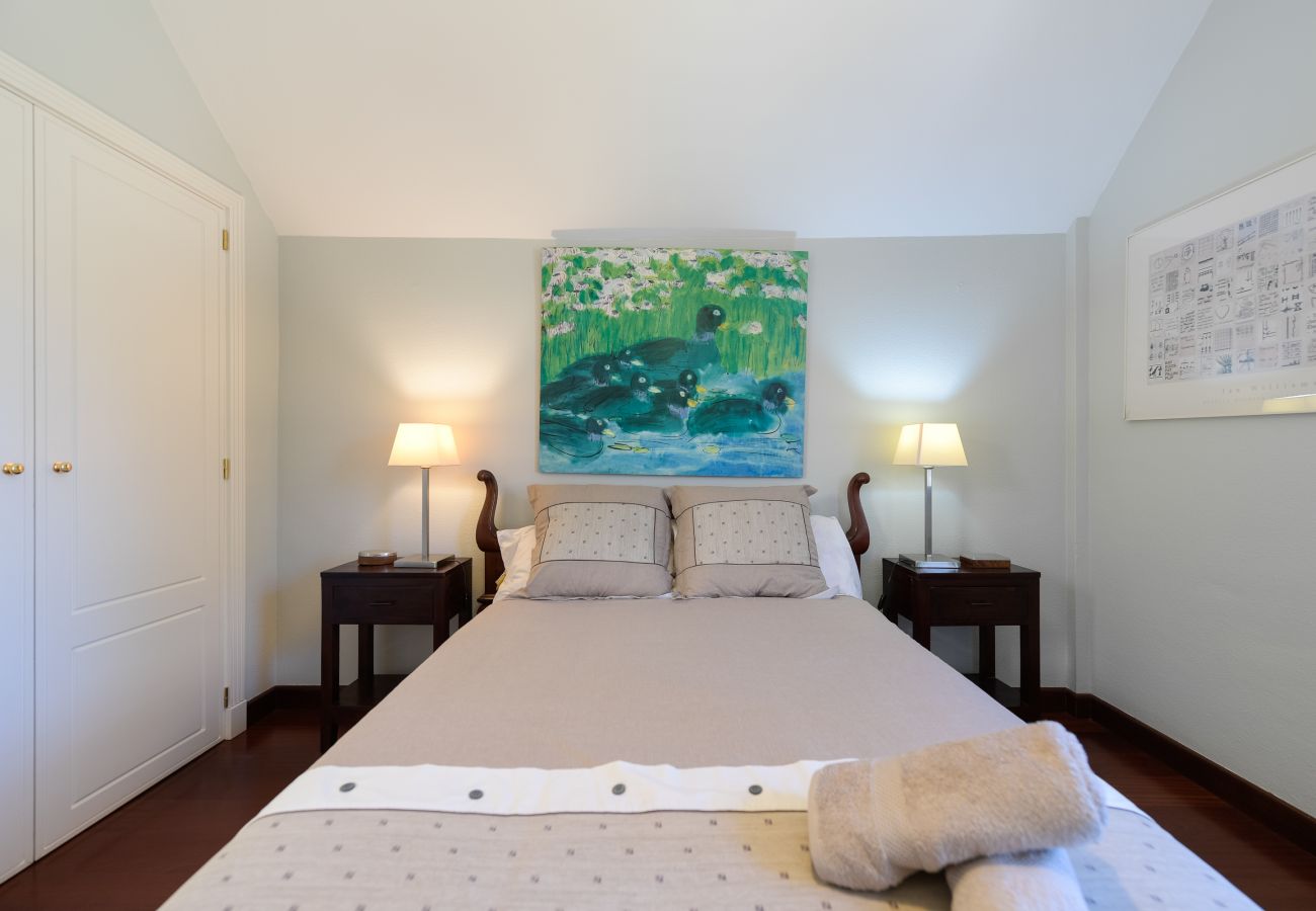 Casa en Santa Brígida - House with cozy garden BBQ and free parking 