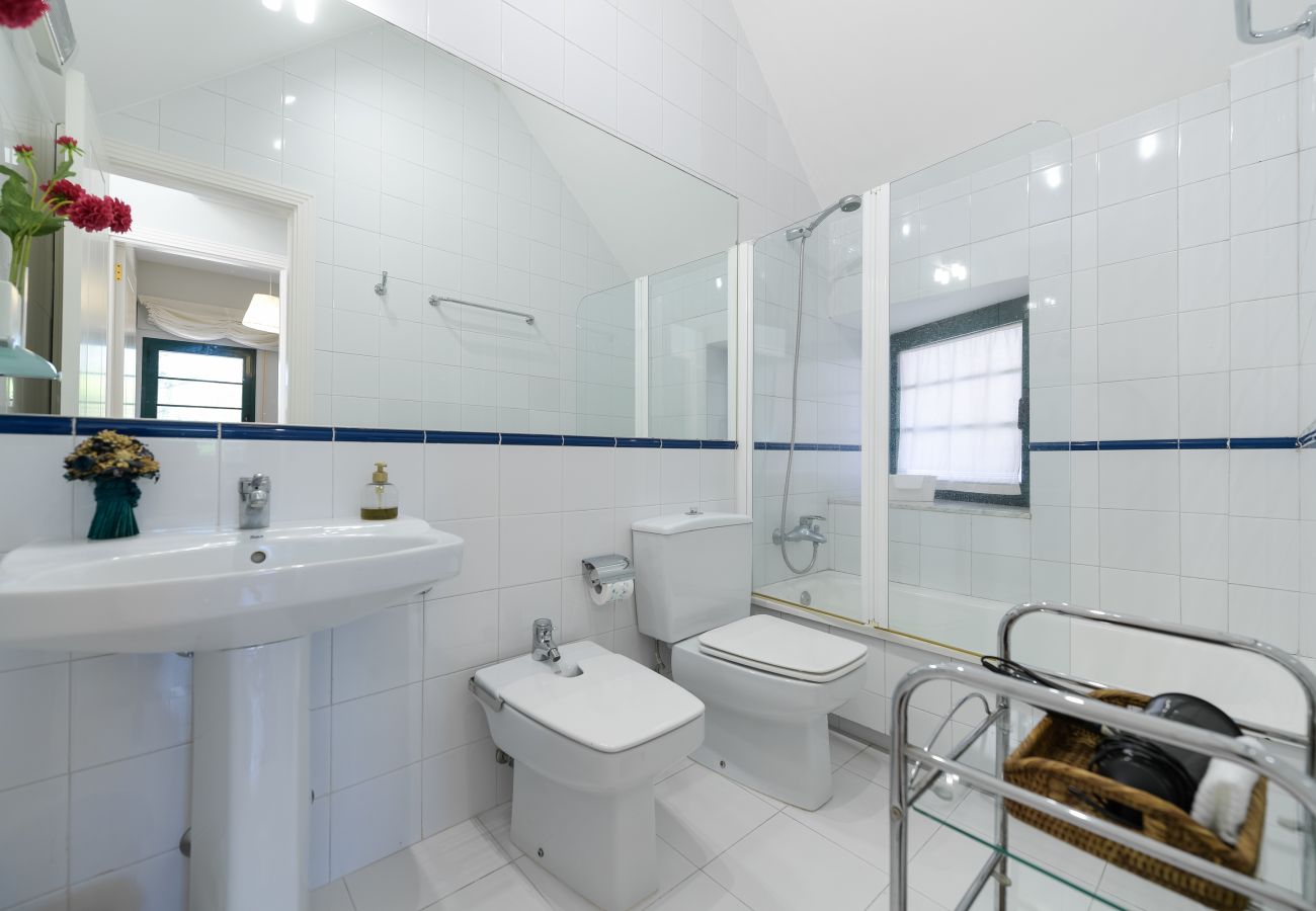 Casa en Santa Brígida - House with cozy garden BBQ and free parking 