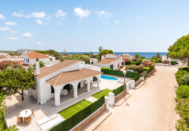 Villa en Cala´n Bosch - Rocas 