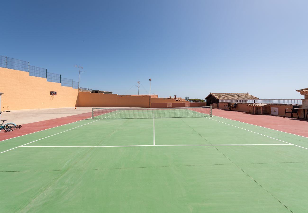 Chalet en San Bartolomé de Tirajana - Casa Adara, piscina privada climatizada