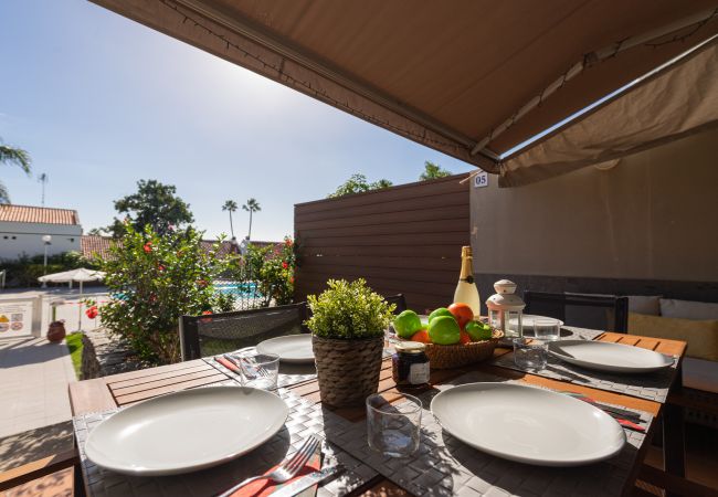 Casa en San Bartolomé de Tirajana - Pasito Blanco, piscina y playa a posos pasos