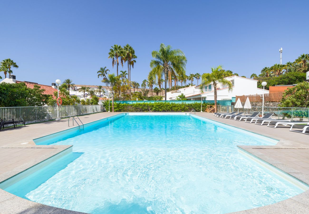 Casa en San Bartolomé de Tirajana - Pasito Blanco, piscina y playa a posos pasos