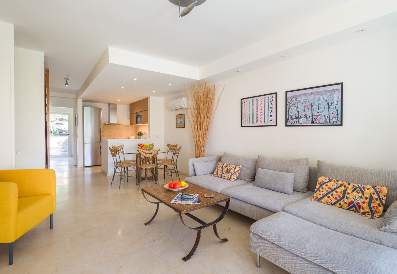 Casa en San Bartolomé de Tirajana - Pasito Blanco, piscina y playa a posos pasos