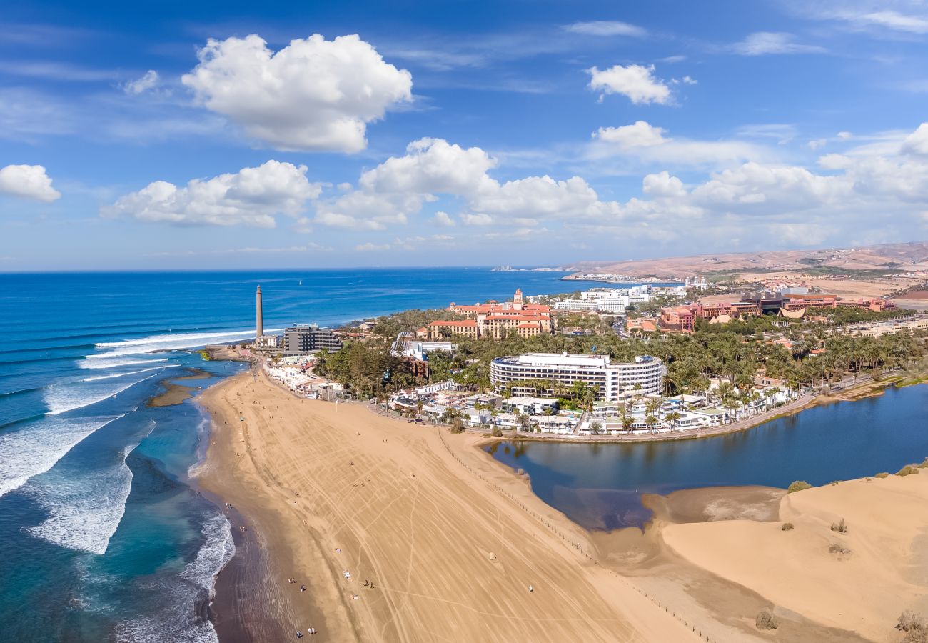 Chalet en San Bartolomé de Tirajana - Casa Gran Canaria - Piscina Privada climatizada y sala juegos