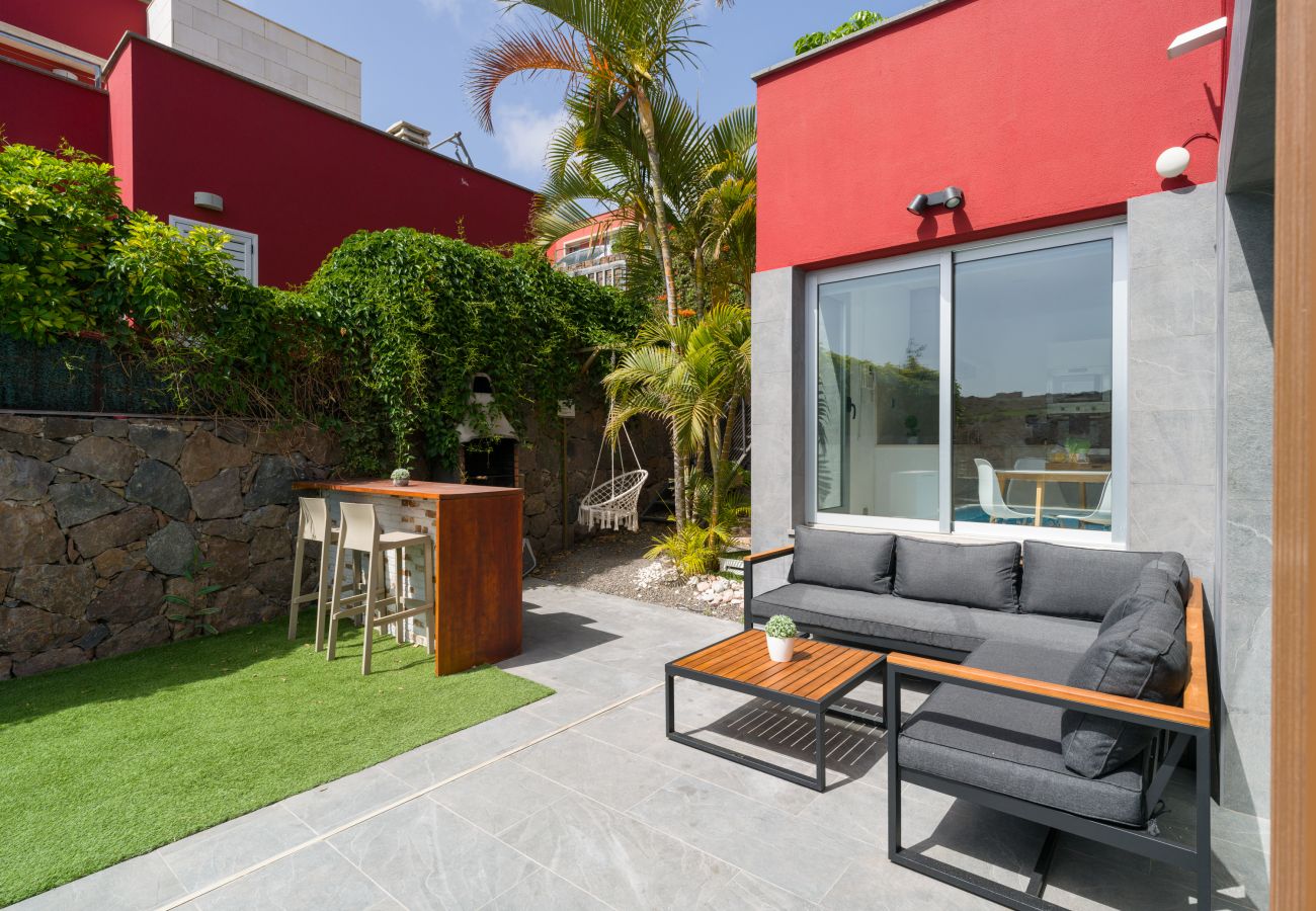 Villa en San Bartolomé de Tirajana - Piscina Privada con Cama Balinesa