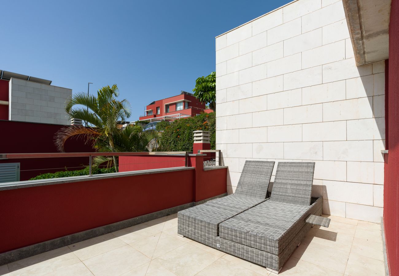 Villa en San Bartolomé de Tirajana - Piscina Privada con Cama Balinesa