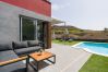 Villa en San Bartolomé de Tirajana - Piscina Privada con Cama Balinesa