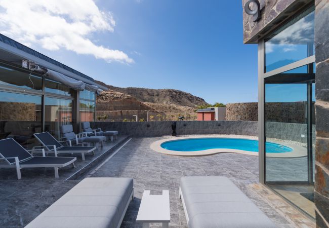 Casa en Mogán - Espectacular casa con piscina privada climatizada en paraíso 