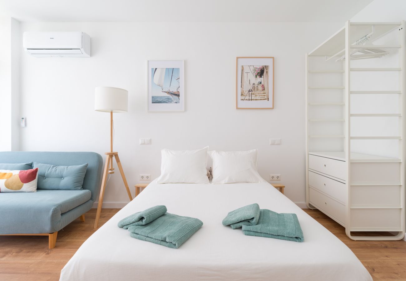 Estudio en Las Palmas de Gran Canaria - HomeForGuest Estudio Sol Canteras con terraza 