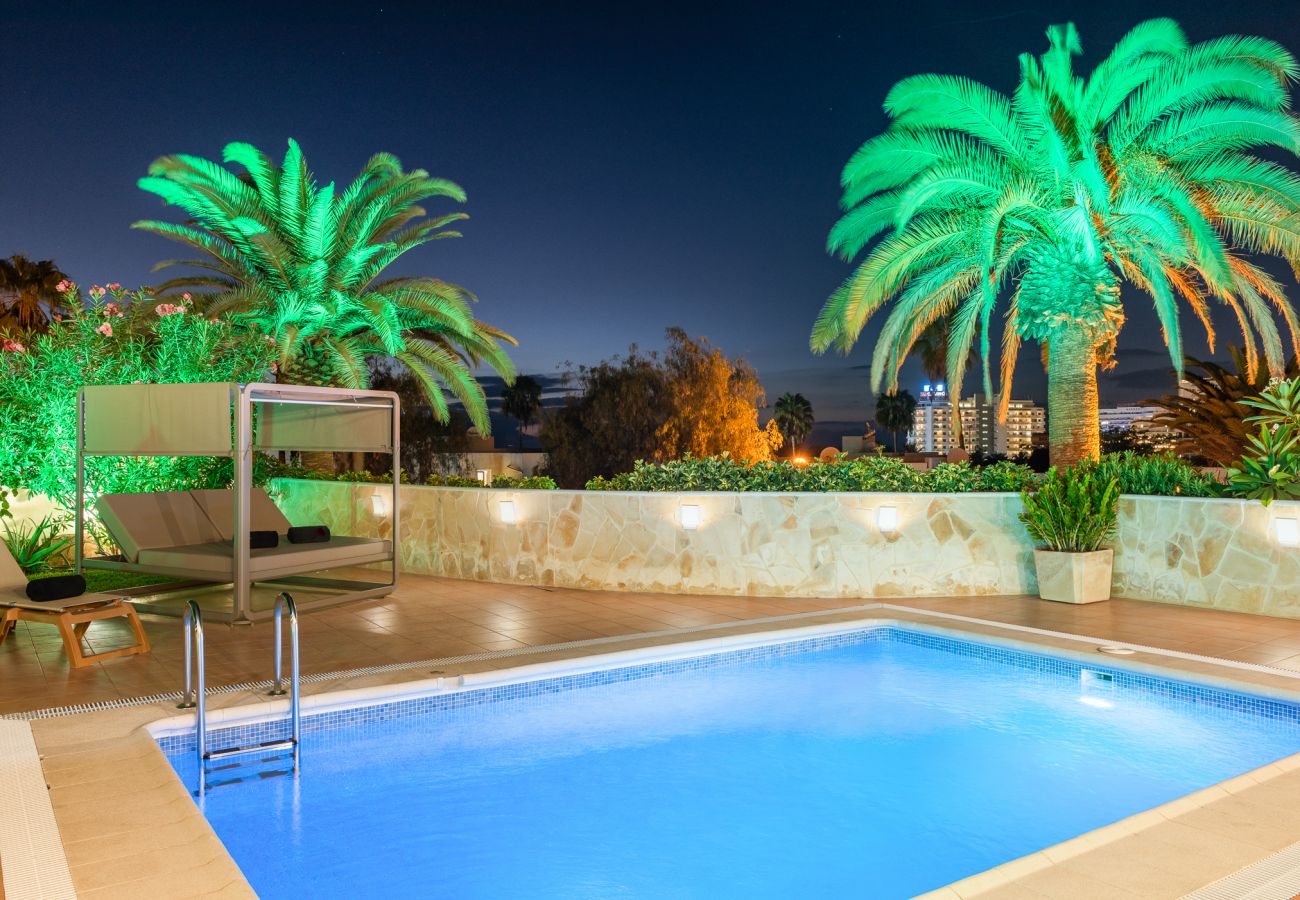 Villa en Costa Adeje - Villa Tropical