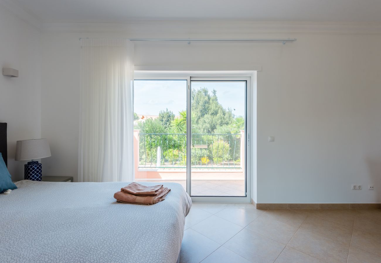 Villa en Lagos - Casa Rosa