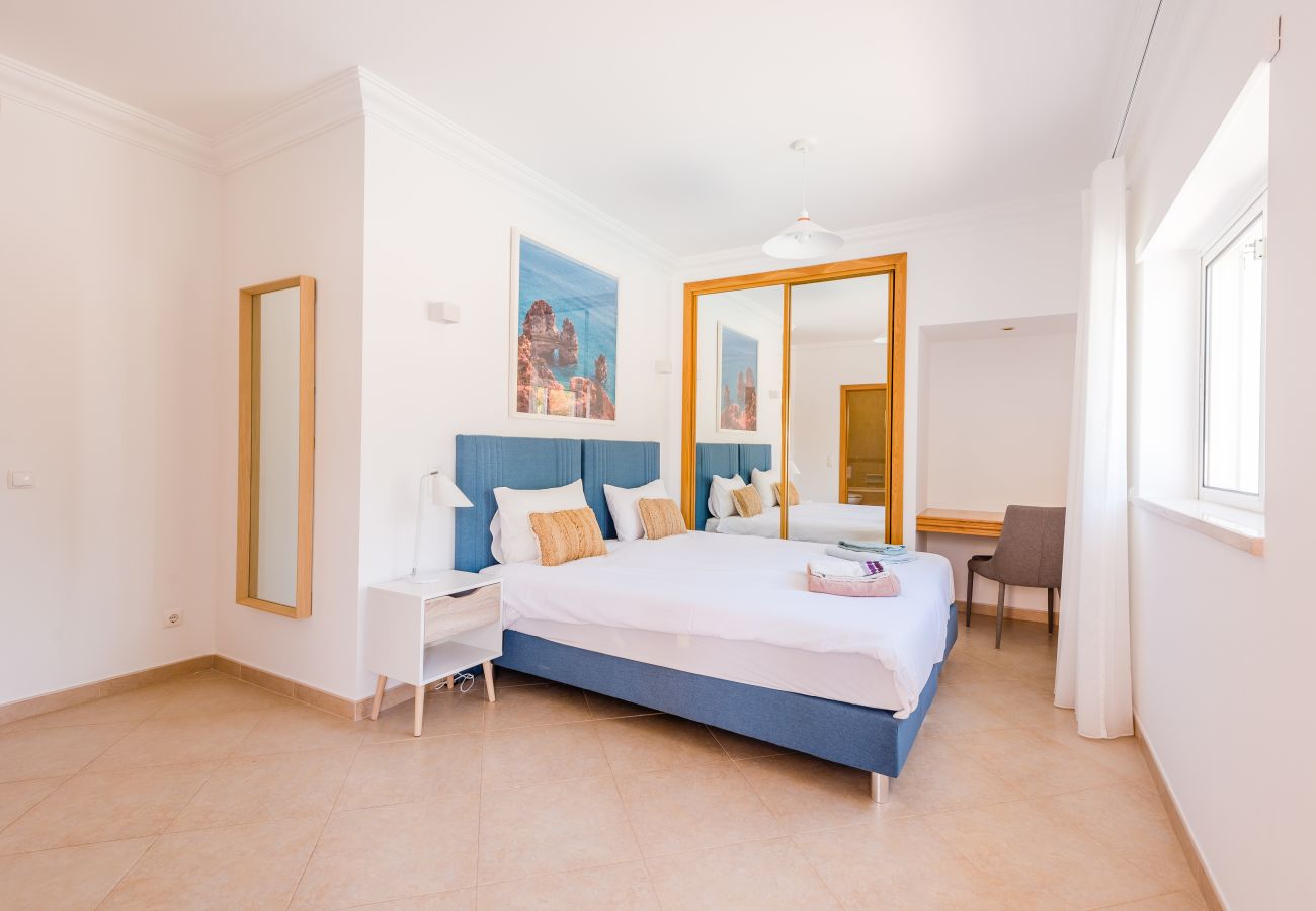 Villa en Lagos - Casa Rosa