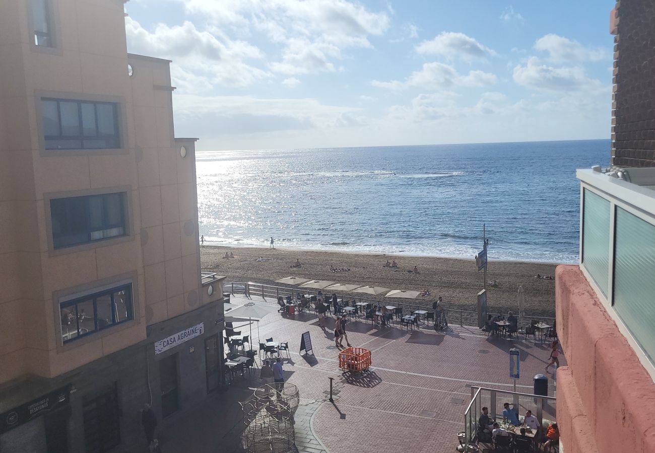 Casa en Las Palmas de Gran Canaria - Passage to the Beach By CanariasGetaway