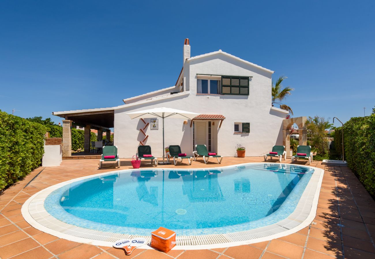 Villa à Cap d´Artruix - Villa privada en Cap d'artrutx con piscina privada,Wifi gratis, AC en habitación principal