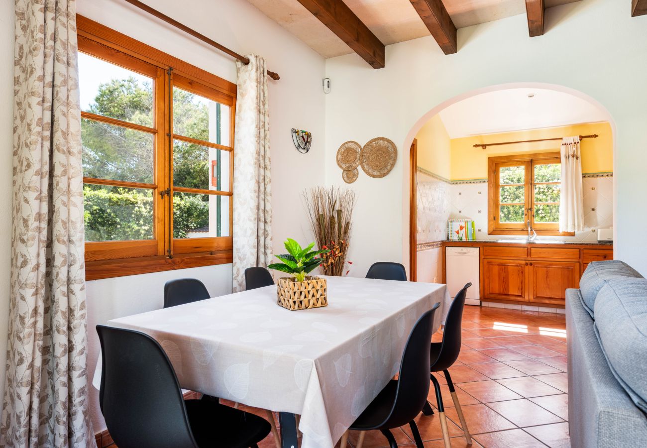Villa à Cala Blanca - Villa parfaite ! Piscine privée, BBQ, Climatisation, Wifi ! !!!