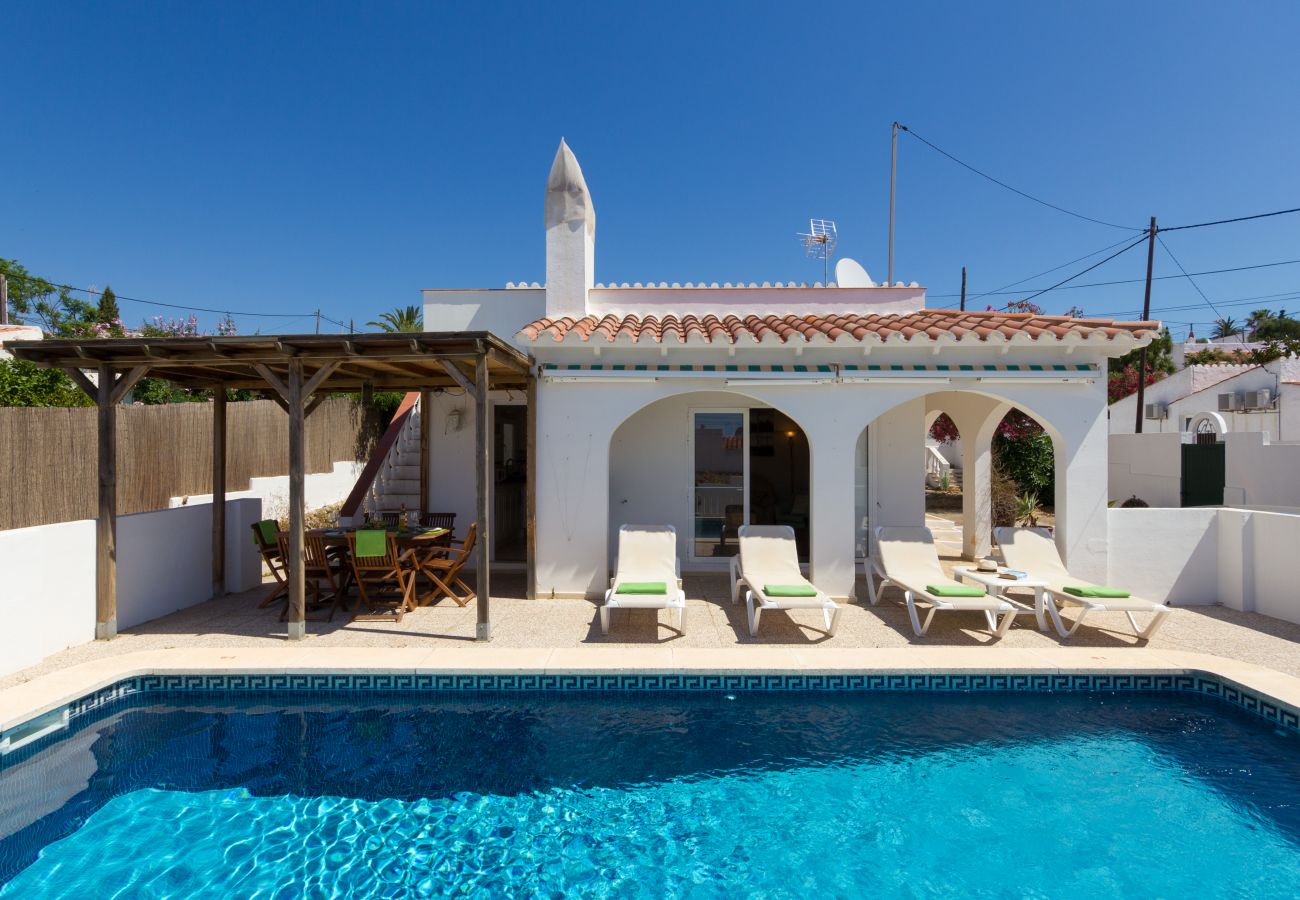 Villa à Calan Porter - Belle villa avec piscine privée.