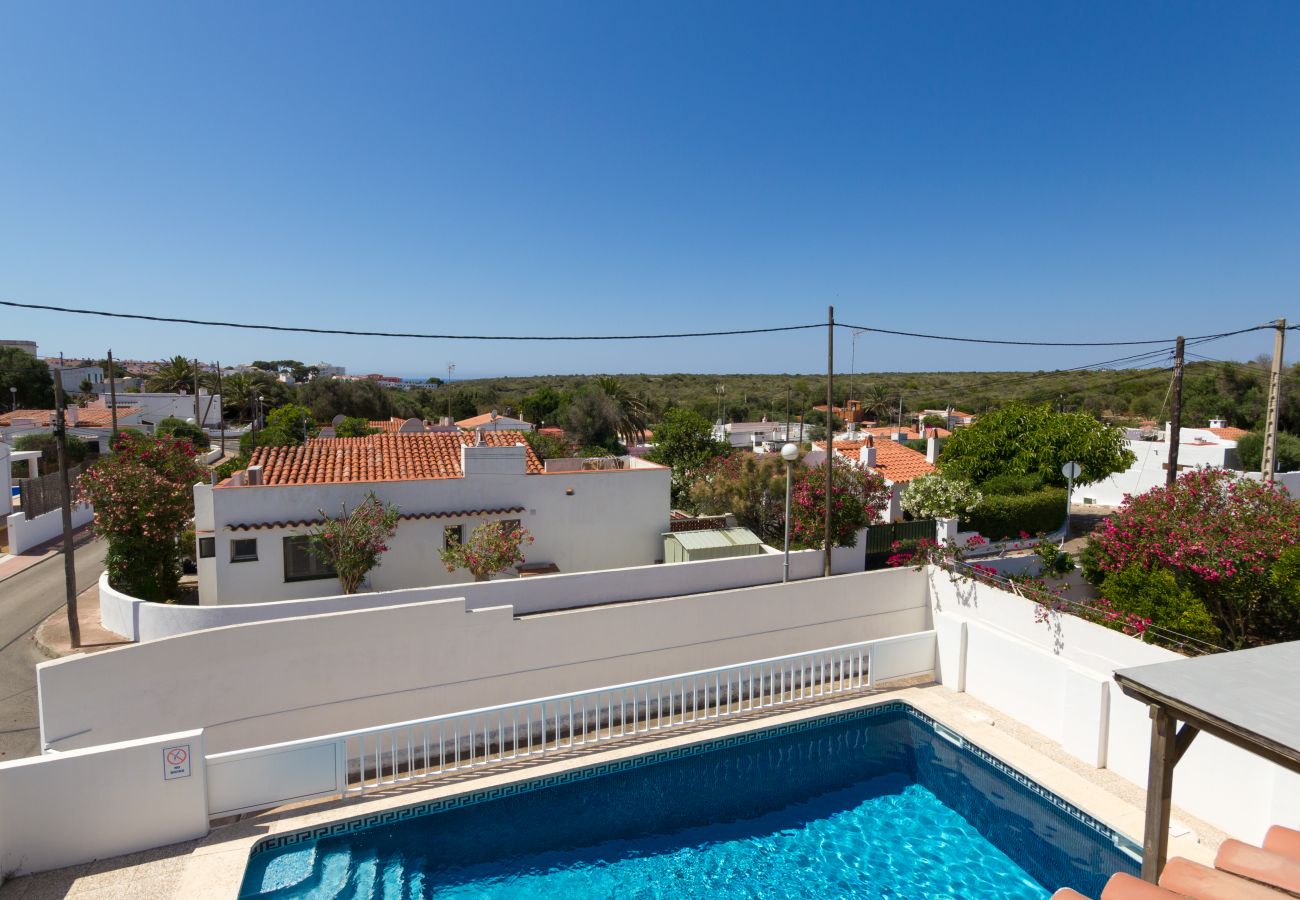 Villa à Calan Porter - Belle villa avec piscine privée.