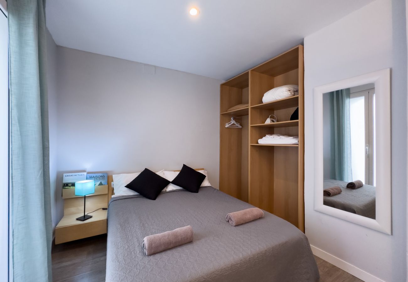 Appartement à Barcelone - Appartement à louer rénové, lumineux, tranquille et très bien situé à Gracia, Barcelona centre