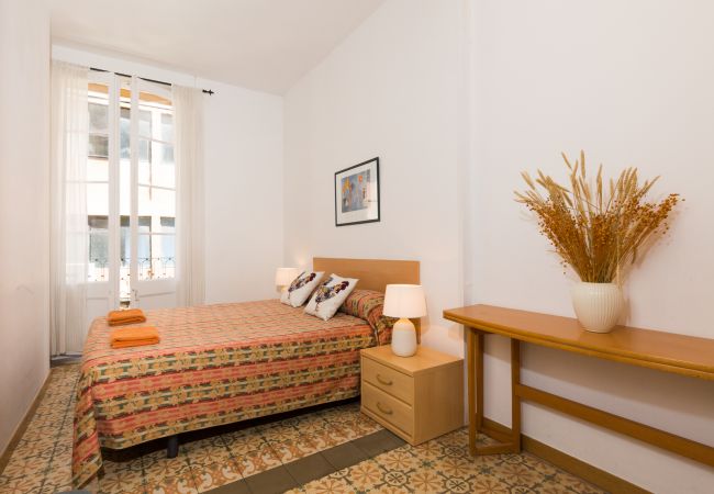 Appartement à Barcelone - GRACIA SANT AGUSTÍ, appartement de 3 chambres à louer par jours à Barcelone centre, Gracia