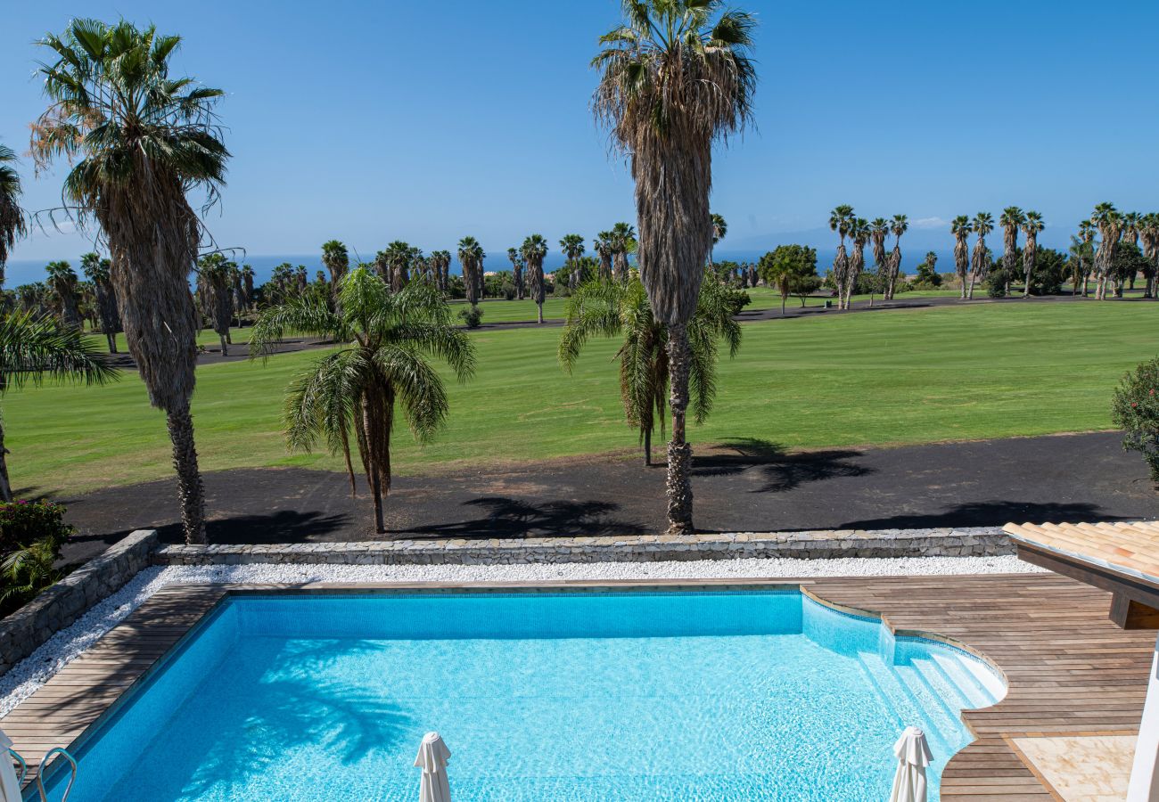 Villa à Adeje - Villa Sunset Golf Retreat