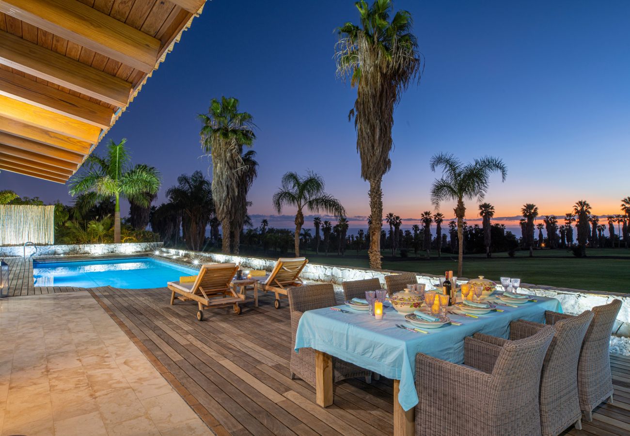 Villa à Adeje - Villa Sunset Golf Retreat