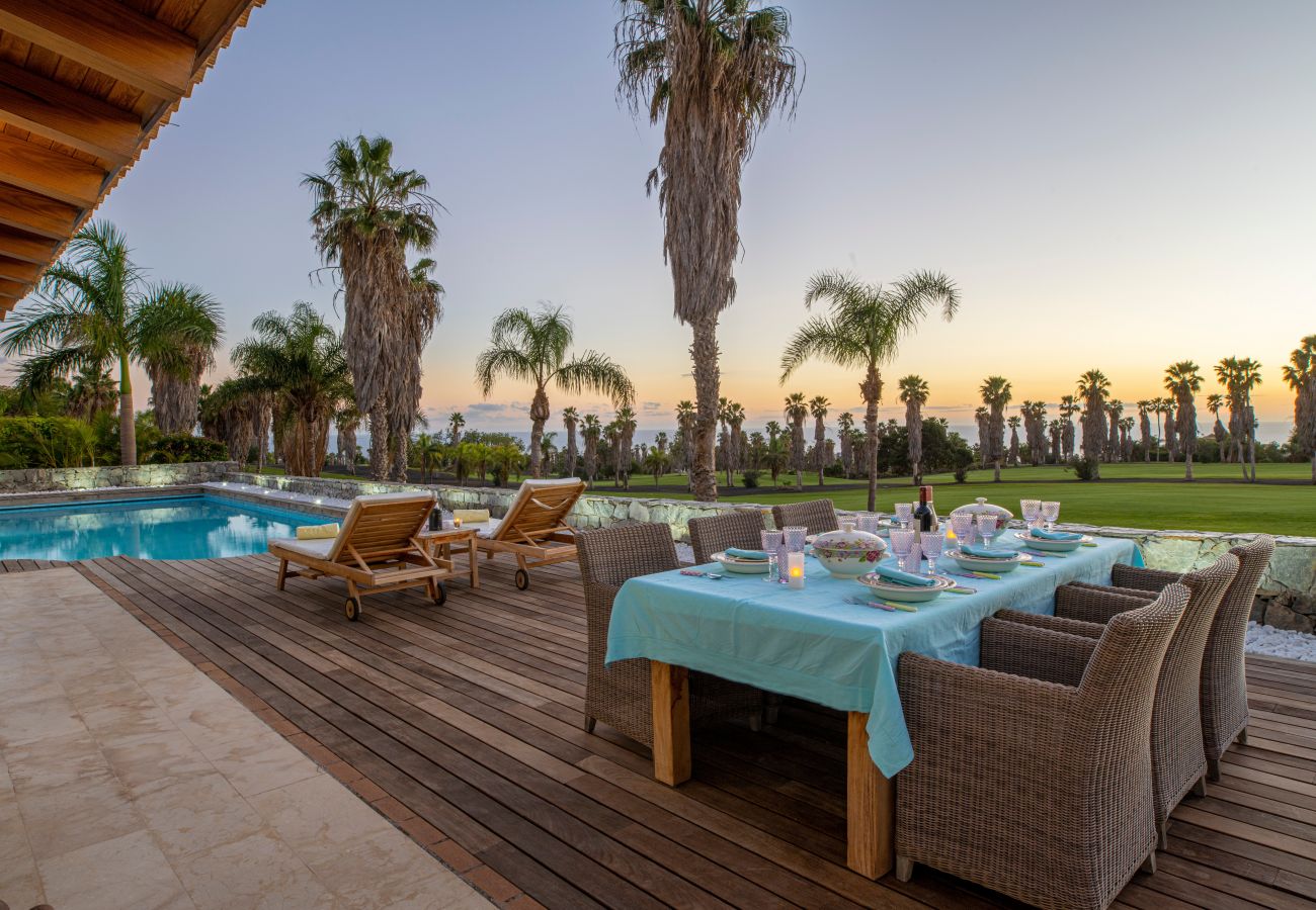 Villa à Adeje - Villa Sunset Golf Retreat