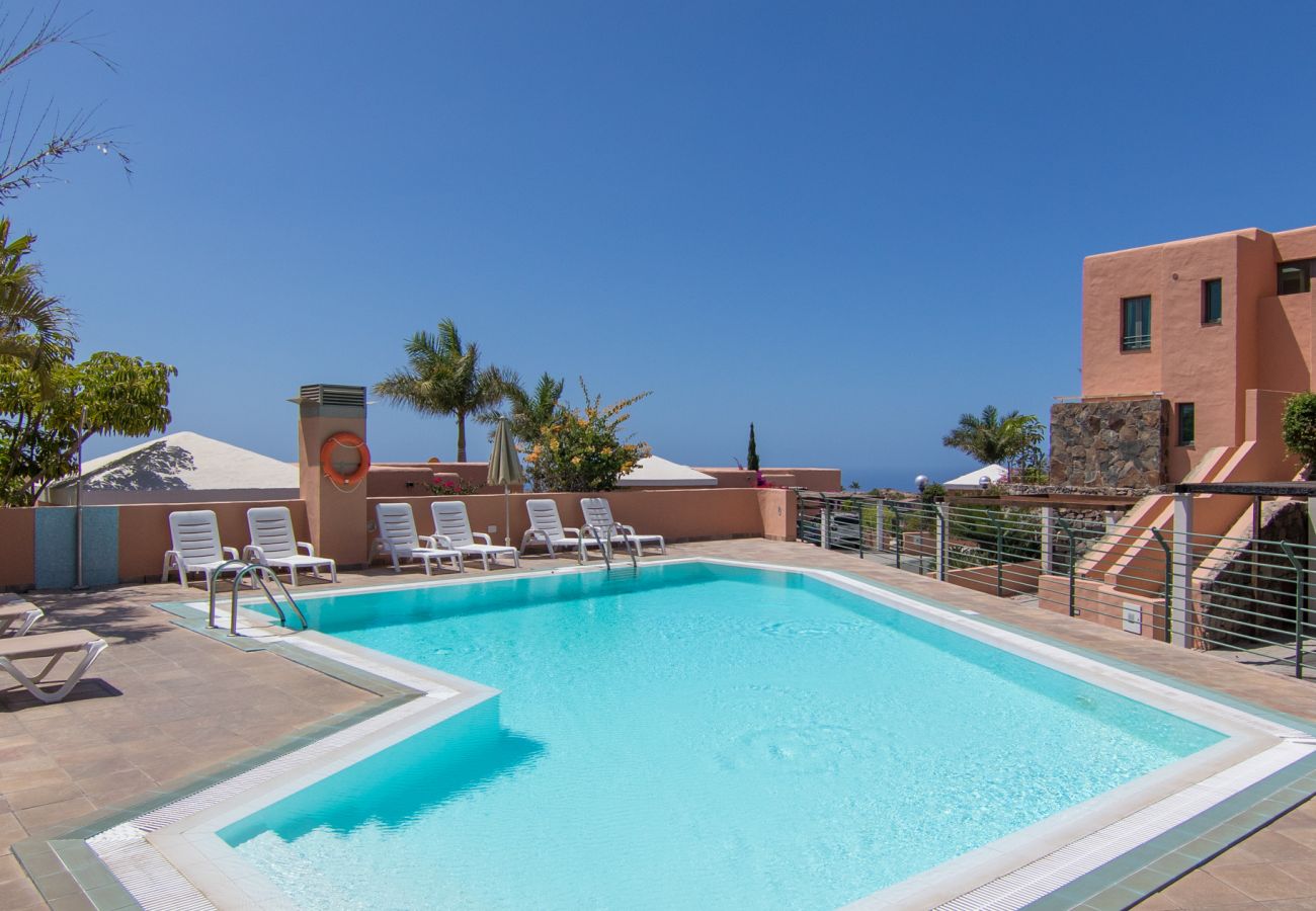 Villa à San Bartolomé de Tirajana - HomeForGuest Salobre Villa, 5PAX, WIFI, POOL, GREAT VIEWS