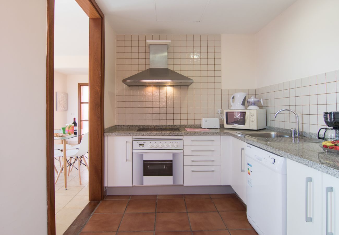 Villa à San Bartolomé de Tirajana - HomeForGuest Salobre Villa, 5PAX, WIFI, POOL, GREAT VIEWS