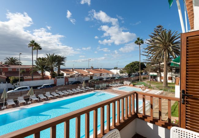  à Playa del Ingles - Veril house with Pool&Terrace By CanariasGetaway 