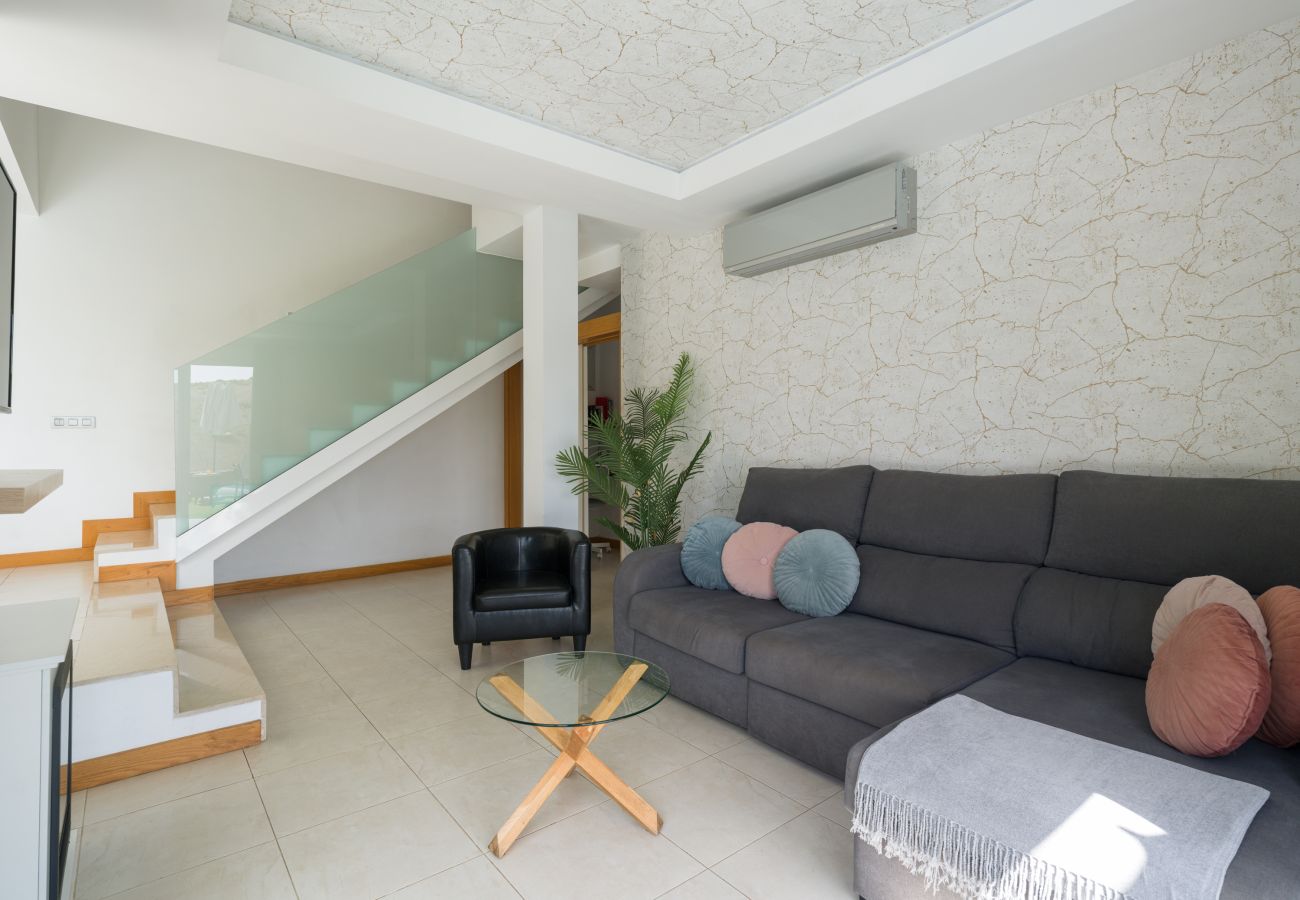 Villa à San Bartolomé de Tirajana - Piscina Privada con Cama Balinesa