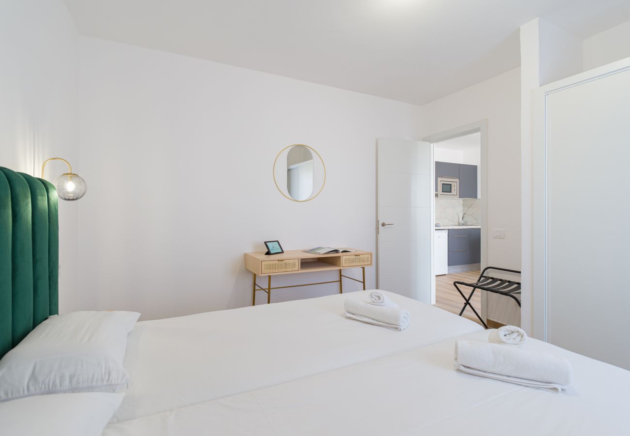 Appartement à Corralejo - Modern apartment. Swimming pool and terrace. Right on the beach in Corralejo - Home For Guest