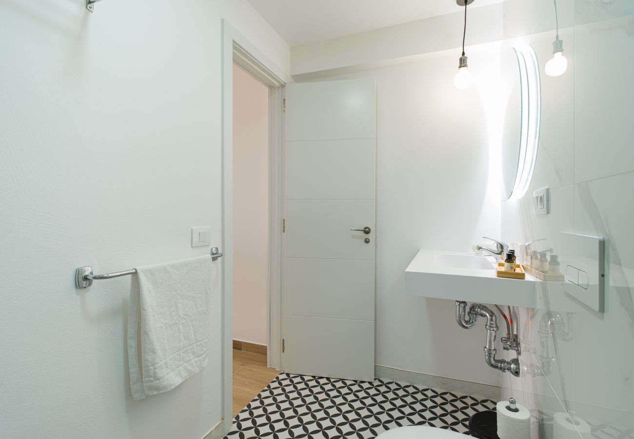 Appartement à Corralejo - Modern apartment. Swimming pool and terrace. Right on the beach in Corralejo - Home For Guest
