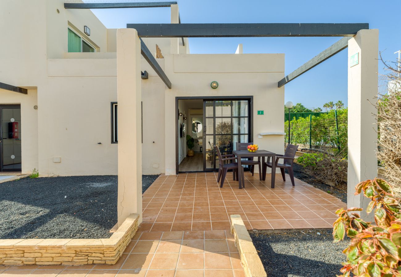 Appartement à Corralejo - Modern apartment. Swimming pool and terrace. Right on the beach in Corralejo - Home For Guest
