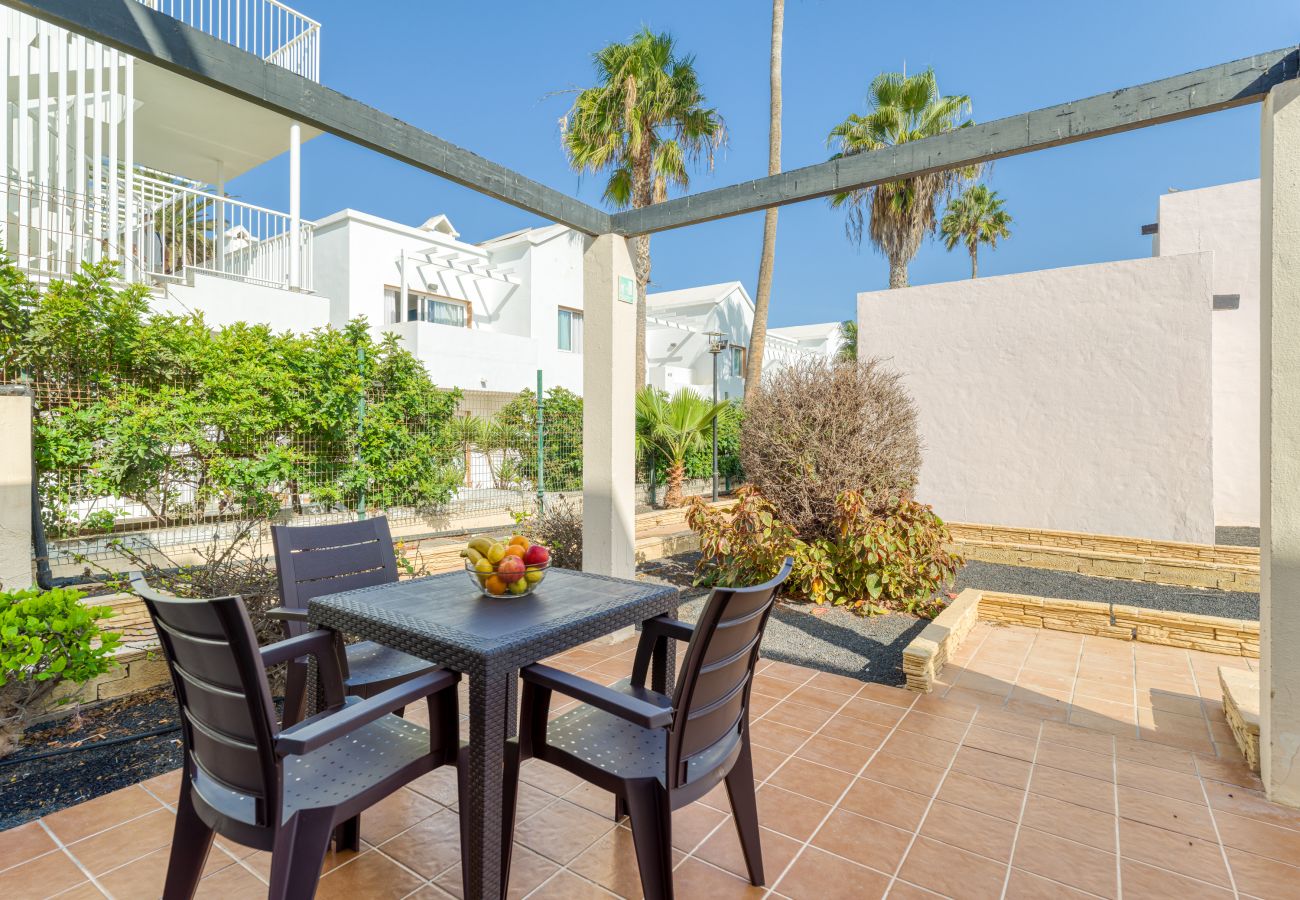 Appartement à Corralejo - Modern apartment. Swimming pool and terrace. Right on the beach in Corralejo - Home For Guest