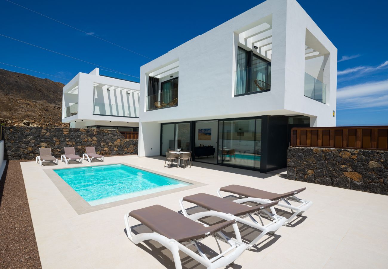 Villa à Corralejo -  Villa Deluxe Las Calderas 01 with private pool
