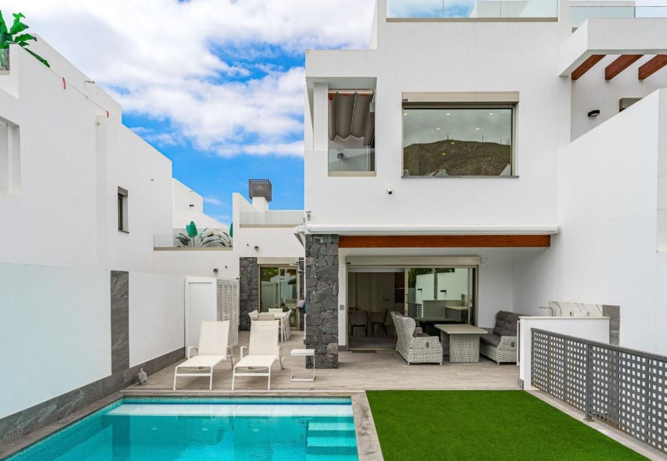 Villa à Los Cristianos - Villa Seréna